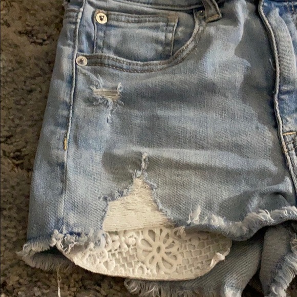 Shorts - Picture 9 of 9